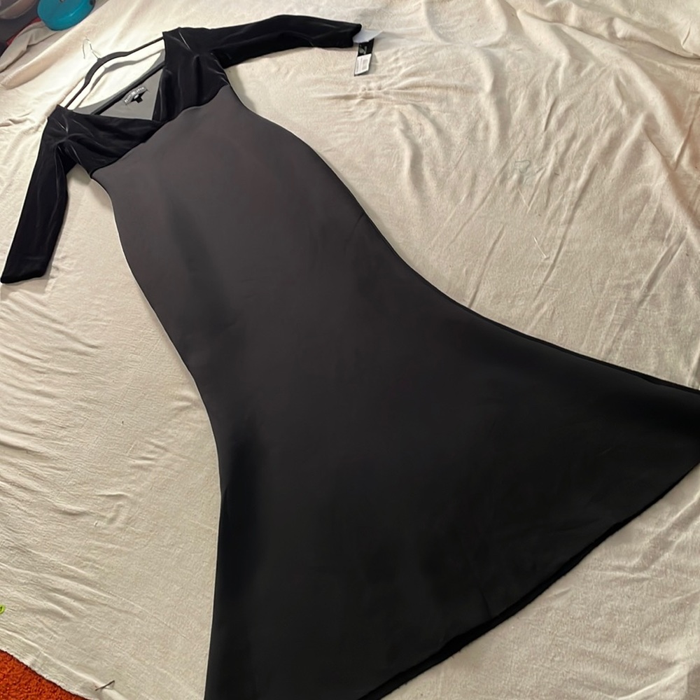 Betsy Adam long black V neck gown. 3/4 velvet like sleeve, size 8. Gorgeous!